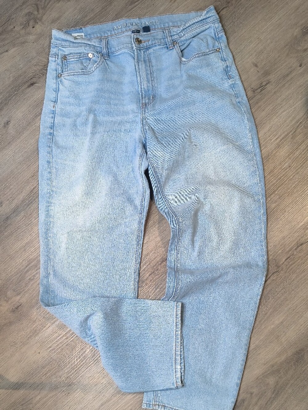 S1208 Super High Rise Straight w/30" Inseam American Eagle Light Wash Size 12